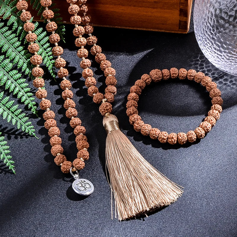 Collier Mala meditation